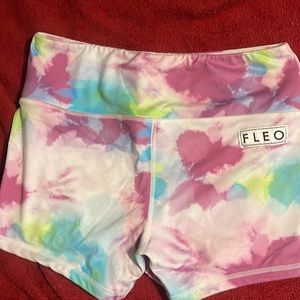 Fleo high waist shorts